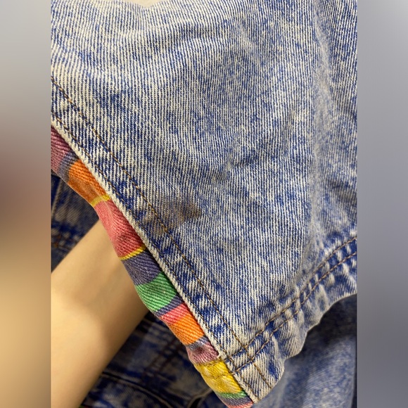 80s Super High Rise Jean Shorts with/ Rainbow Stripes (9) 🌈 - Picture 8 of 8